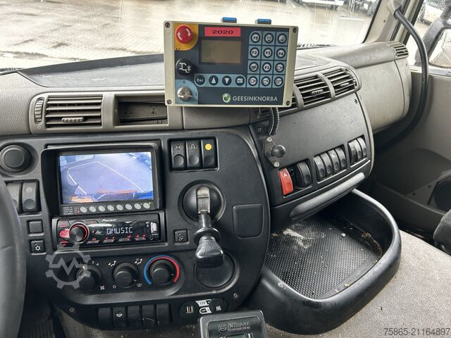 Vehicul de colectare a deșeurilor DAF CF75 250 EEV / Geesink GPM3 -> Not Working / Ga...