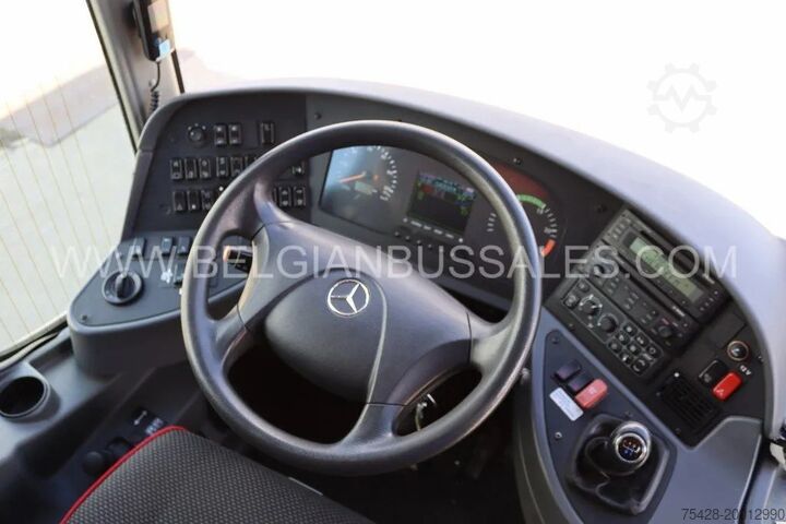 Entrenador Mercedes Tourismo 16RHD / M2 / 13.0m /