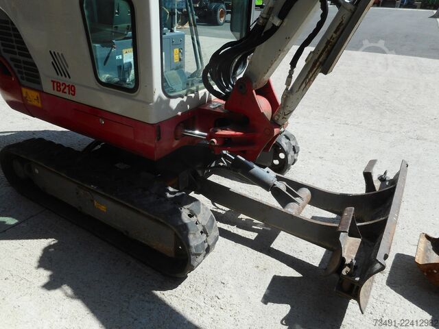 Mini-excavator Takeuchi TB 219 ( 2.020kg ) POWERTILT