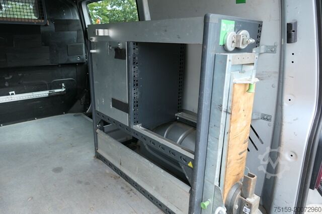 Panel van Volkswagen T5 Transporter 2.0 TDI 4Motion Flügeltür Klima AHK Standheizung