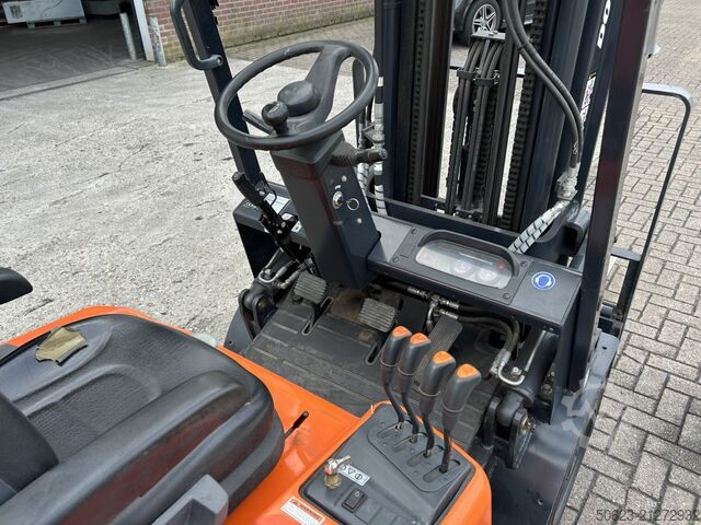 Forklift Doosan G25GP