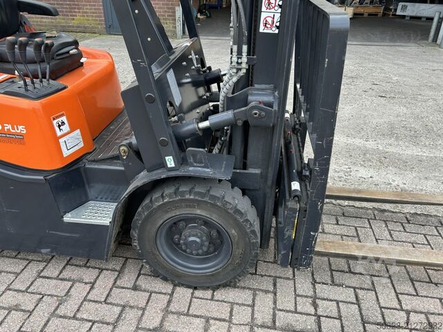 Forklift Doosan G25GP