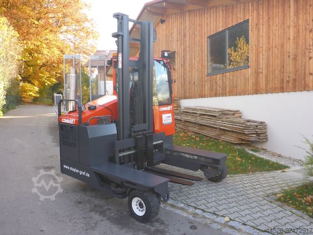 Čtyřcestný boční nakladač Combilift C4000