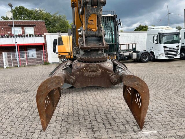 Gumikerekes kotrógép LIEBHERR LH 24 Litronic mit Abbruch- / Sortiergreifer