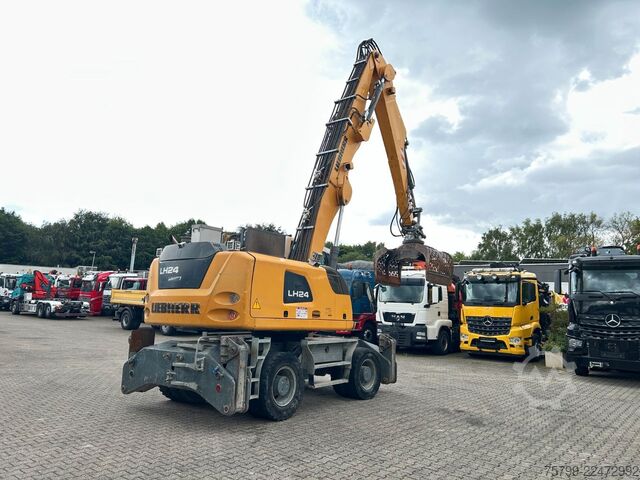 Gumikerekes kotrógép LIEBHERR LH 24 Litronic mit Abbruch- / Sortiergreifer