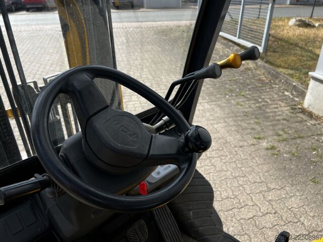 LPG Forklifts TCM FHG 18 T3