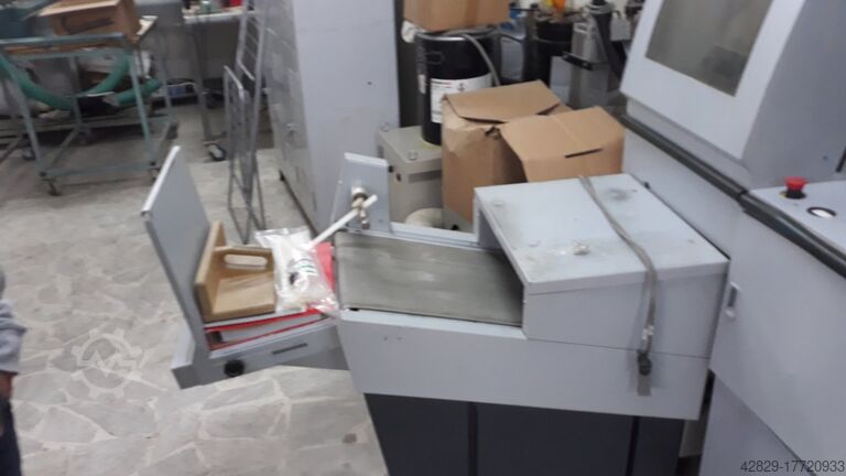 Mašina za uvezivanje knjiga Horizon BQ 470 Automatic perf. binder with PUR