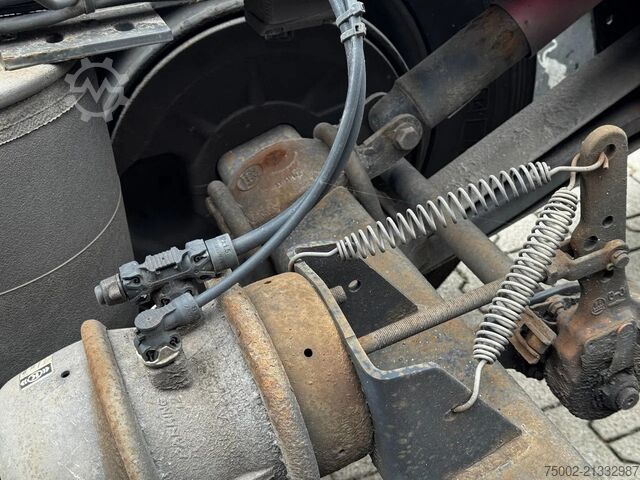 Containervervoer Schmitz Cargobull 45FT HC / Leergewicht: 4.240kg / BPW + Trommel ...