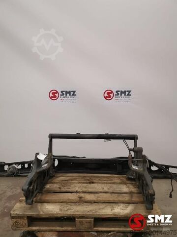 Bumpersteun Mercedes Occ Bumperbalk vooraan met steunen Atego 1828