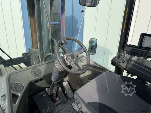 Těžký vysokozdvižný vozík - Diesel Fenwick SMV 20-1200C