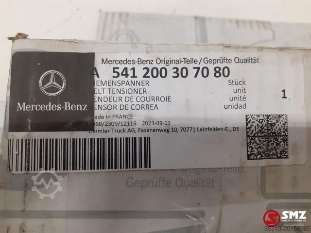 Motoralkatrész Mercedes Occ riemspanner OM501LA OM502LA Mercedes