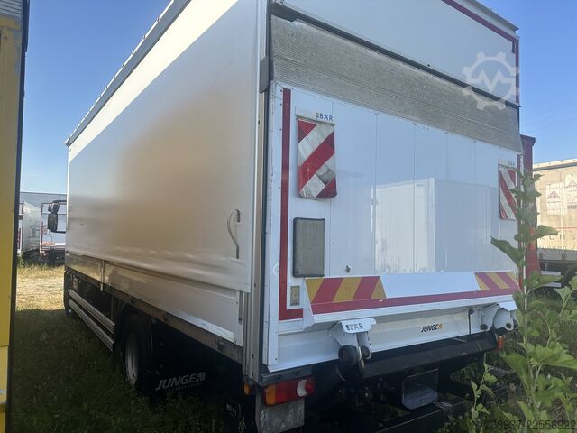 Camião de caixa fechada Iveco Eurocargo ML 160E28  P euro 6
