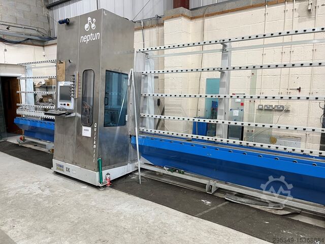 Centro di fresatura e lavorazione del vetro a CNC NEPTUN QUICKMILL 160-30 NC