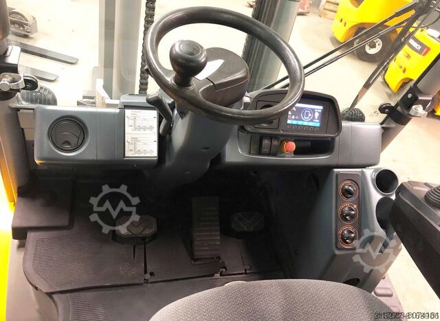 4-wiel heftruck - sideshift Jungheinrich TFG 545S