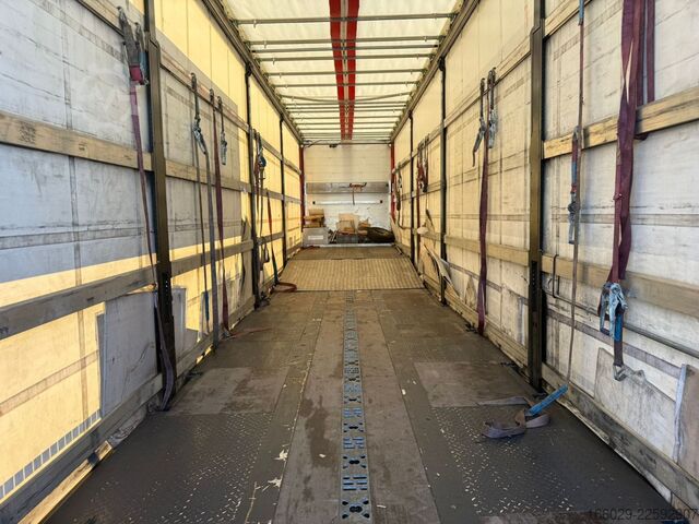Semiremorcă cu platformă joasă  Wiese SA 3-36 3-Achs Mega Stufensattel Rampe 25T