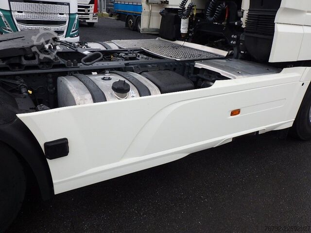 Cap tractor standard DAF XF 530 FT SSC/Skylight/Ret/Safety/2xTank/Standkl