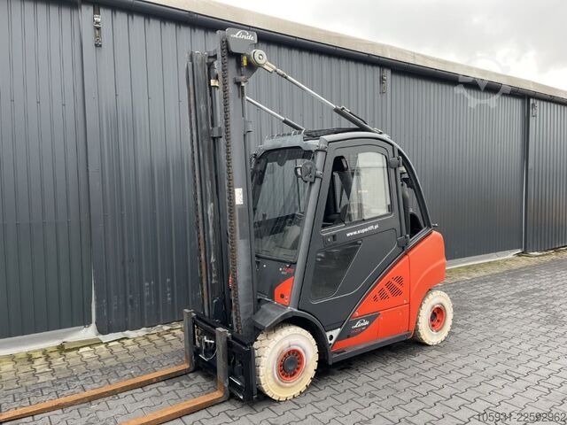 Stivuitoare GPL Linde H25T-02