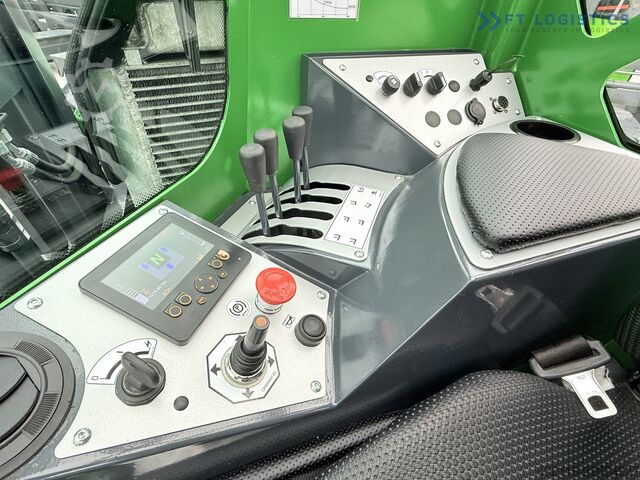 Négyirányú targoncát Combilift C4500 WIDE FORK POSITIONER DIESEL DUPLEX