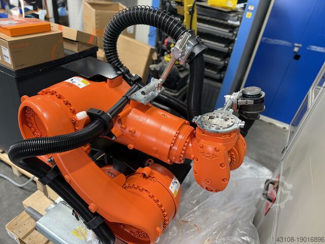 Robot przemysłowy KUKA KR160 R1570 Nano