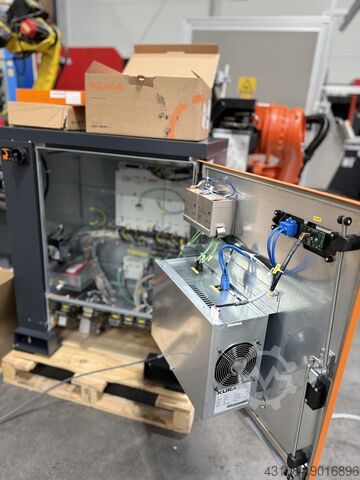 Robot przemysłowy KUKA KR160 R1570 Nano