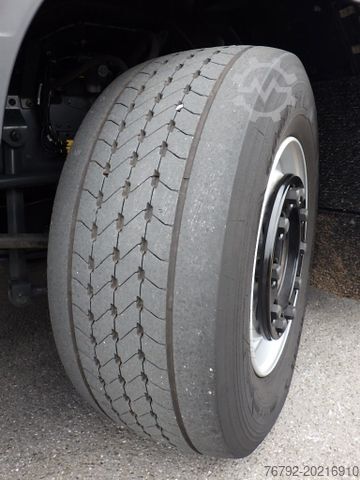 Standard nyergesvontató DAF XF 530 FTG 6x2 SSC/Ret/Safety/Vorlaufachse/23tkm