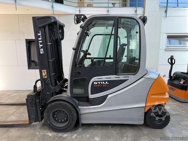 Elektrisk 4 -hjulig gaffeltruck Still RX 60-50 / AKKU 76 % / 5915 Std.