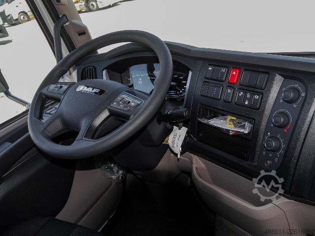 Samochód ciężarowy typu furgon DAF XB230, 12t Koffer, LBW,