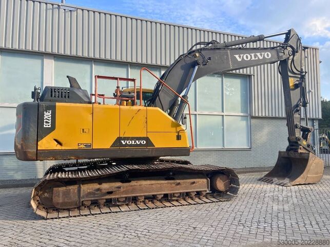Koparka gąsienicowa Volvo EC 220 EL    2016   TOPCON 3D GPS