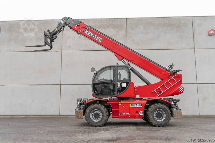 Telescooplader Magni RTH 6.25