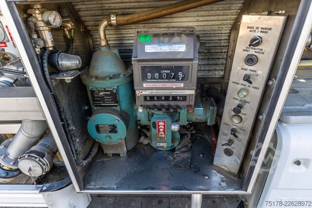 Tanker VOLVO FM 500 +MAGYAR 13.500 L /3COMP