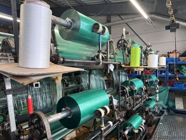 Mașină de tricotat urzeală KARL MAYER STOLL Textilmaschinenfabrik 