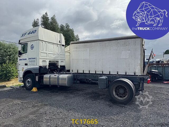 Šasija sa taksijem DAF XF 440