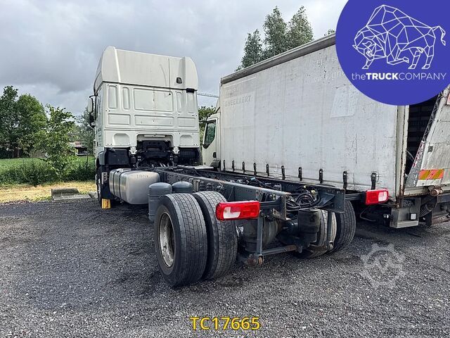 Šasija sa taksijem DAF XF 440