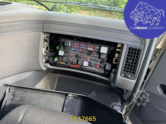 Šasija sa taksijem DAF XF 440