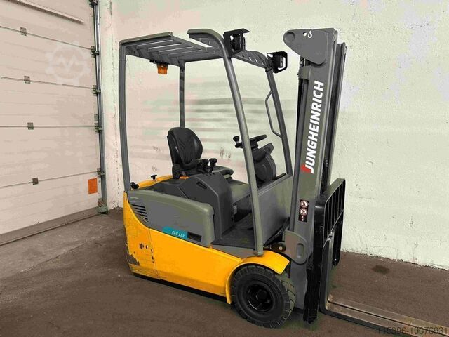 Elektrische vorkheftruck 3 wielen Jungheinrich EFG 113 - TRIPLEX 4,5 m
