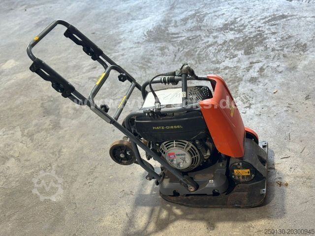Compactor HYUNDAI LF 130 Rüttelplatte LF 130