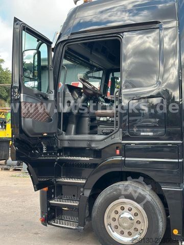 Tractora standard MERCEDES-BENZ Actros 1846 LS MP3 *Black-Liner*