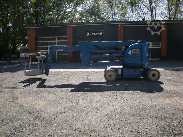 Artikuleret bom Manitou 170 AET