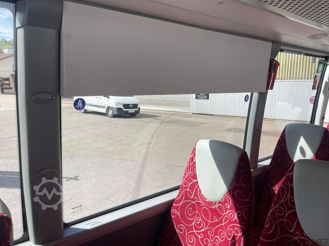 Távolsági autóbusz IRIZAR i4 integral | 8 baugleiche Fahrzeuge