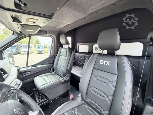 Transportador de gado RENAULT Master STX 5 Sitzer Haras ex. Lang Automatik