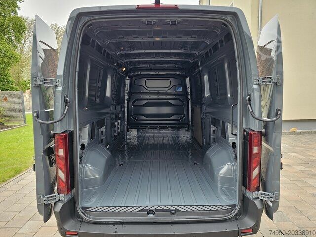 Kastenwagen hoch Renault Master L2H2 170 Neues Modell 10´´ Navi Kamera