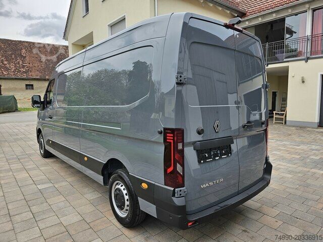 Kastenwagen hoch Renault Master L2H2 170 Neues Modell 10´´ Navi Kamera
