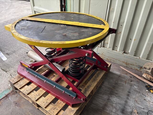 Federbeladener Palettenlader / Palettenpositionierer Pallet Loader 2000kg Capacity