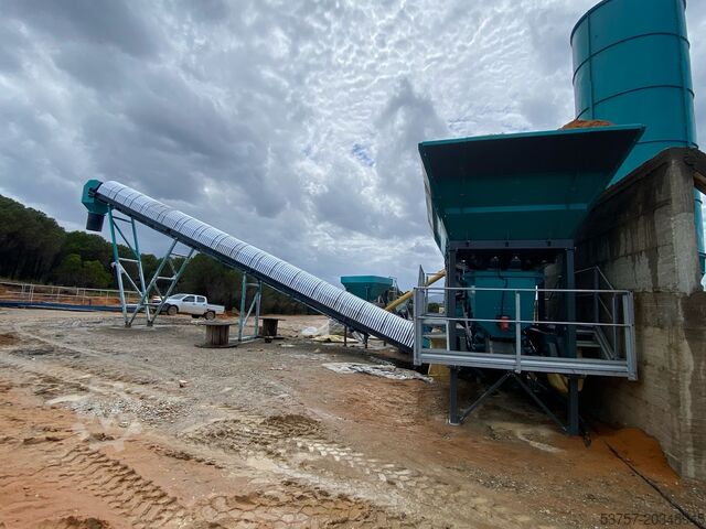 Centrale à béton / usine à béton CONSTMACH Concrete Mixing Plant Mini Mobil Concrete Batch Plant 45 M3/H