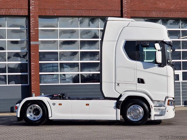 Standard-SZM Scania 590S V8 NGS Highline 4x2 - New - Facelift - Ful...