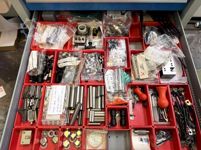 Werkplaats ladekast met inhoud HAHN & KOLB Workshop Drawer Cabinet with Contents