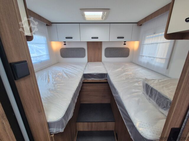 Half-integraal camper CHAUSSON 777 Titanium Line *MJ27*Arctic*Hubbett*Navi*4,1t
