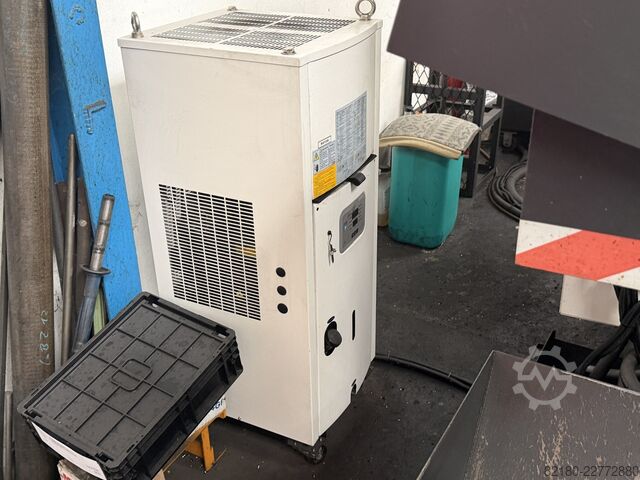3-assig verticaal bewerkingscentrum Mikron VCE 1000 Pro