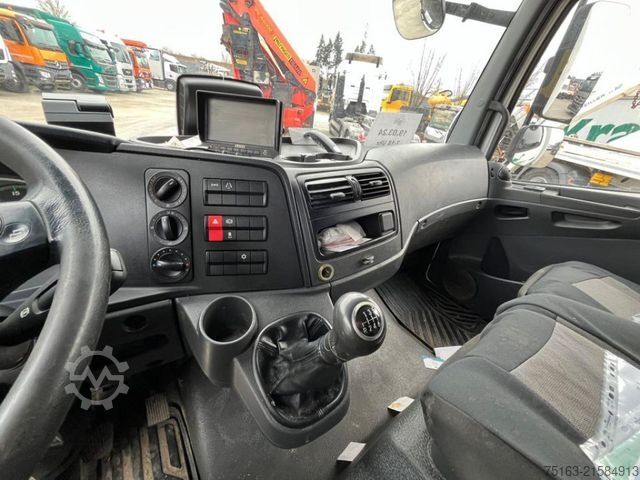 Box van MERCEDES-BENZ Atego 816 L Standardkoffer LBW LBW 1 to