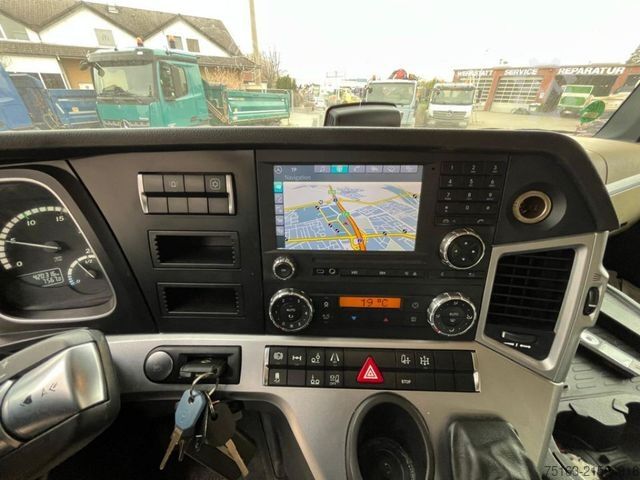 Flatbed truck MERCEDES-BENZ Actros neu 2558 L 6x2 Pritsche Kran Fassi 445 45